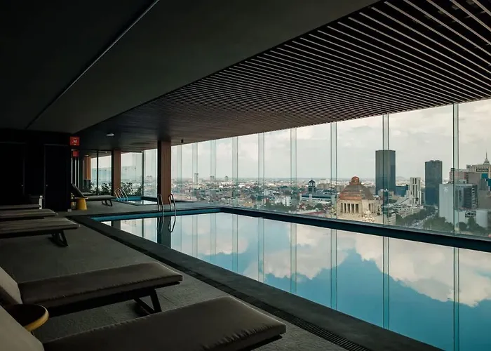 Skytown Reforma Pool & Skyline Mexico City