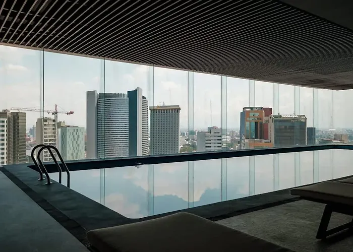 Skytown Reforma Pool & Skyline Apartment Mexico City